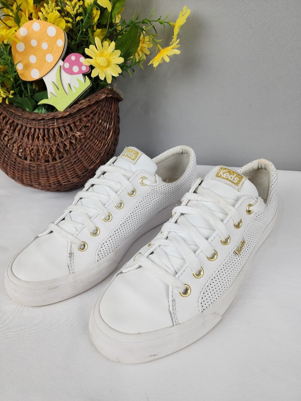 Keds White Crew Kick Sneakers Polka Dots And Gold Accents Sz 9.5